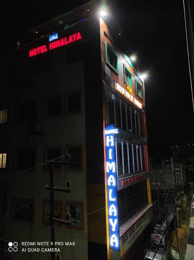 Hotel Himalaya Агартала Екстер'єр фото